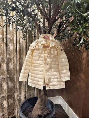 Moncler Girls Puffer Jacket in White